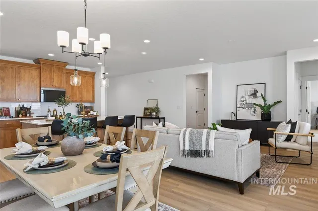 $469,000 | 1268 West Swift Fox Street, Meridian, ID 83642