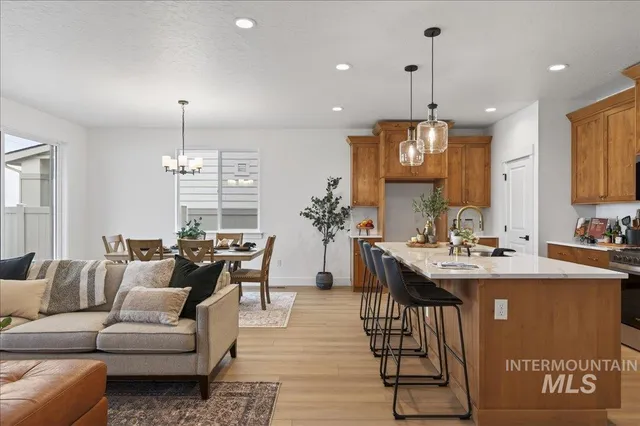 $469,000 | 1268 West Swift Fox Street, Meridian, ID 83642