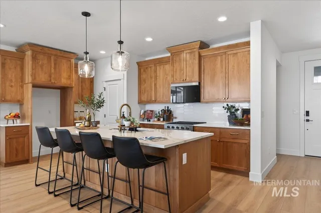 $469,000 | 1268 West Swift Fox Street, Meridian, ID 83642