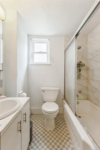 $250,000 | 147-57 Charter Road, Unit 26D | Kew Gardens Hills