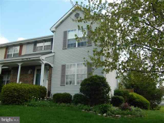 1135 Pond Road Harrisburg, PA 17111 - Photo 1 of 14 Gallery Image 1