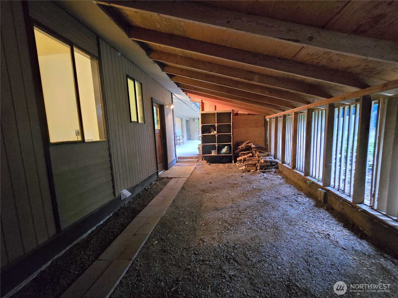 639 Lower Elwha Road Port Angeles, WA 98363 - Photo 34 of 38 a view of car garage