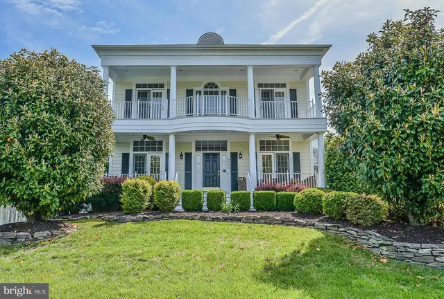 $1,300,000 | 9223 Ox Road, Lorton, VA 22079