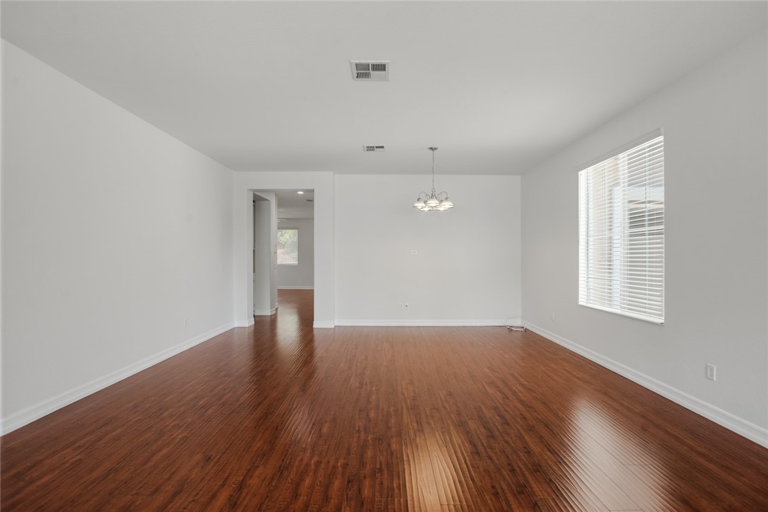 1605 Rivendel Drive Corona, CA 92883 - Photo 11 of 31