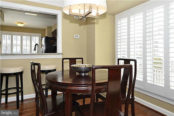 8324 2nd Avenue Vienna, VA 22182 - Photo 5 of 22 Dining Room