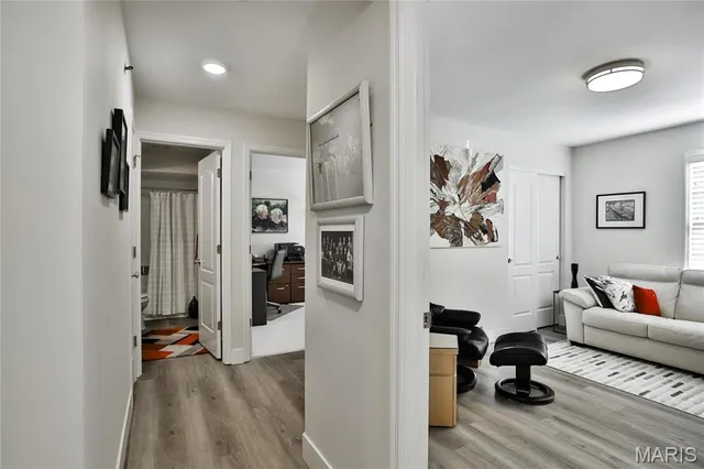 $345,000 | 561 Sarah Lane, Unit 107, Creve Coeur, MO 63141