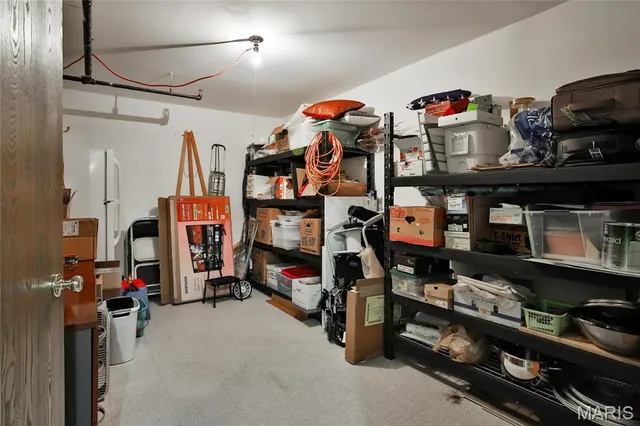 $345,000 | 561 Sarah Lane, Unit 107, Creve Coeur, MO 63141