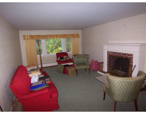 72 Shawsheen Road Billerica, MA 01821 - Photo 4 of 15