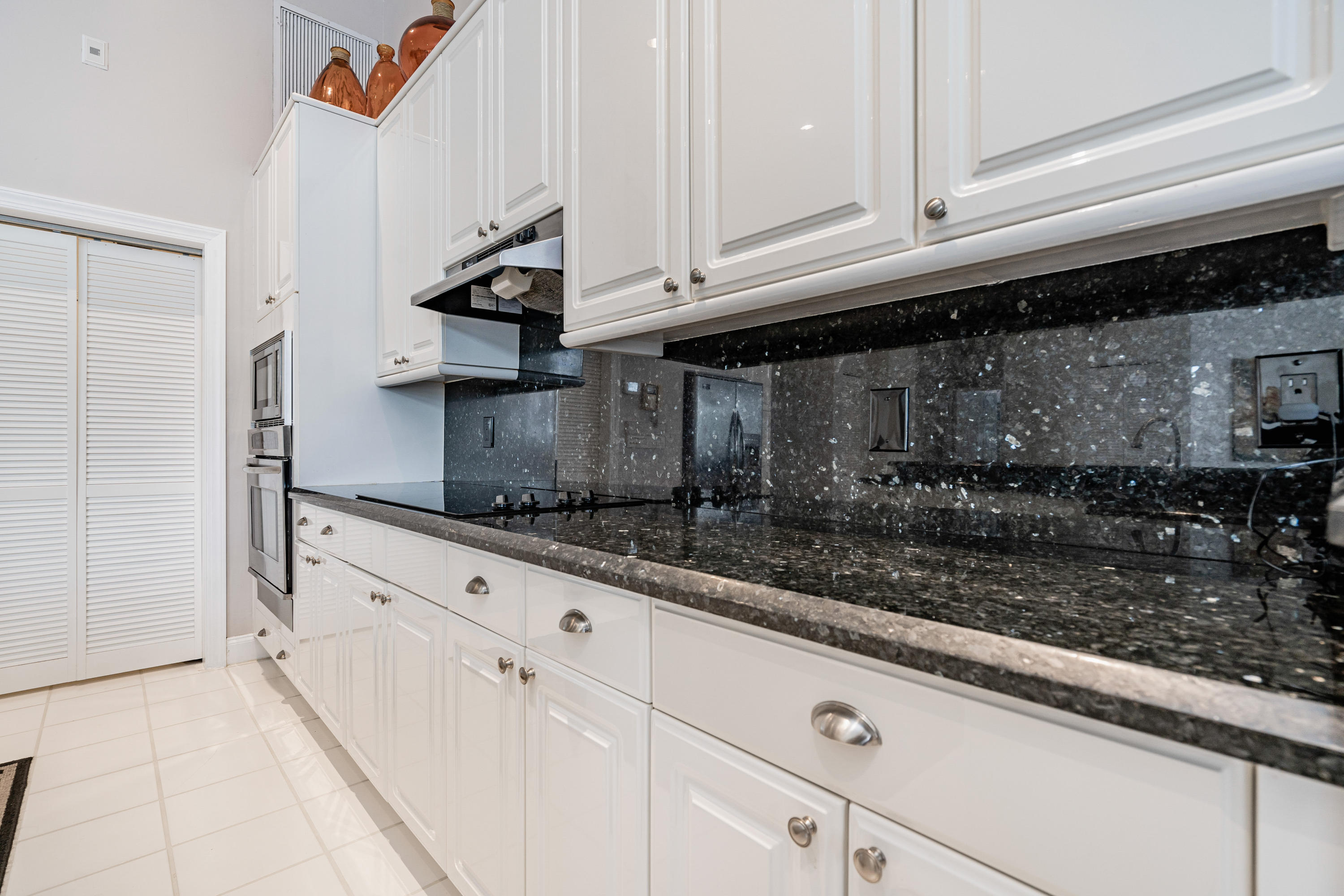 10684 Maple Chase Drive Boca Raton, FL 33498 - Photo 8 of 35 18