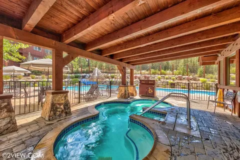$699,000 | 10592 Boulders Road, Unit 8, Truckee, CA 96161