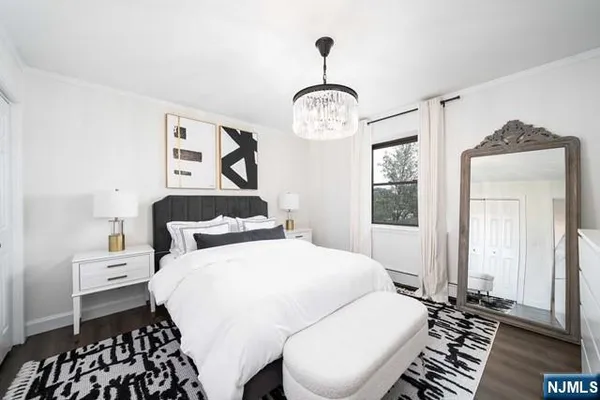 $2,400 | 141 Park Avenue, Unit 8, East Rutherford, NJ 07073