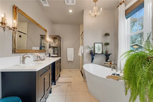 $749,500 | 3424 Hackamore Lane, Chico, CA 95973