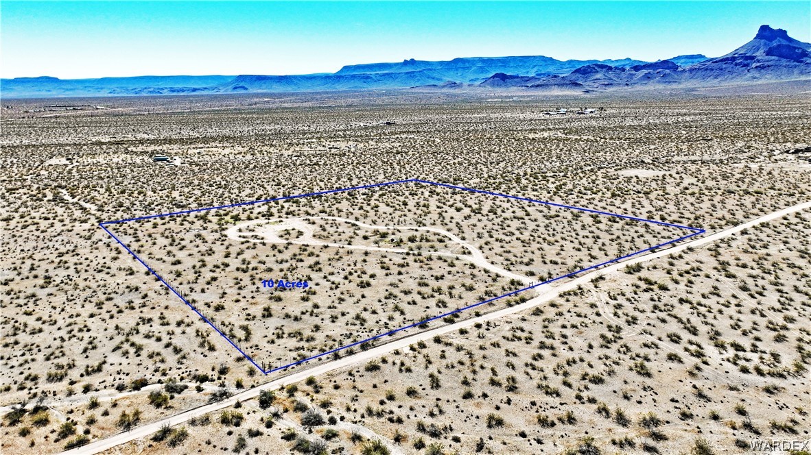 10-acres West Geronimo Road Golden Valley, AZ 86413 - Photo 6 of 9 To the Southwest