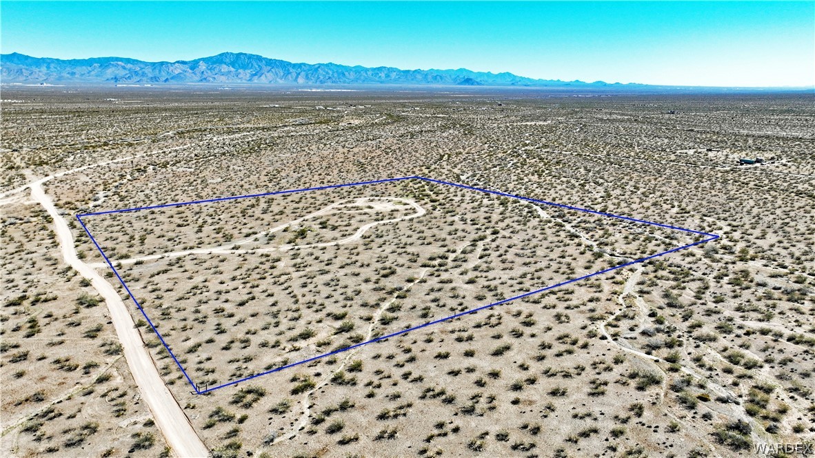 10-acres West Geronimo Road Golden Valley, AZ 86413 - Photo 7 of 9 To the Southeast