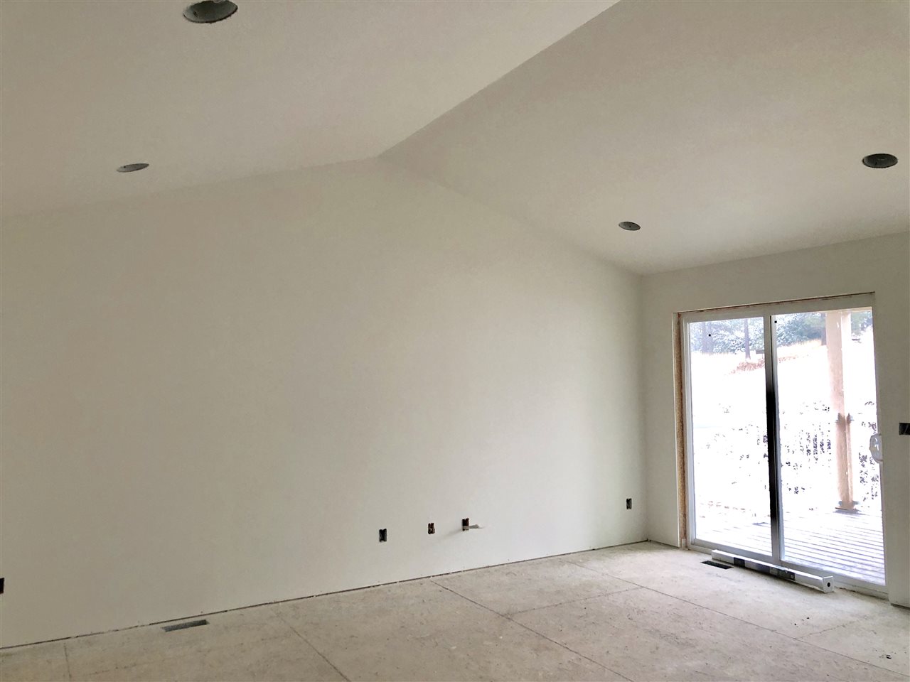 18320 Selkirk Estates Road Greenacres, WA 99016 - Photo 6 of 11 Gallery Image 6