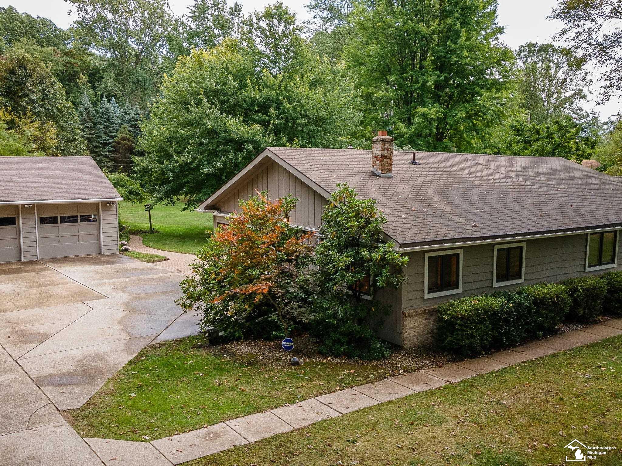 11050 Secor Road Temperance, MI 48182 - Photo 29 of 36