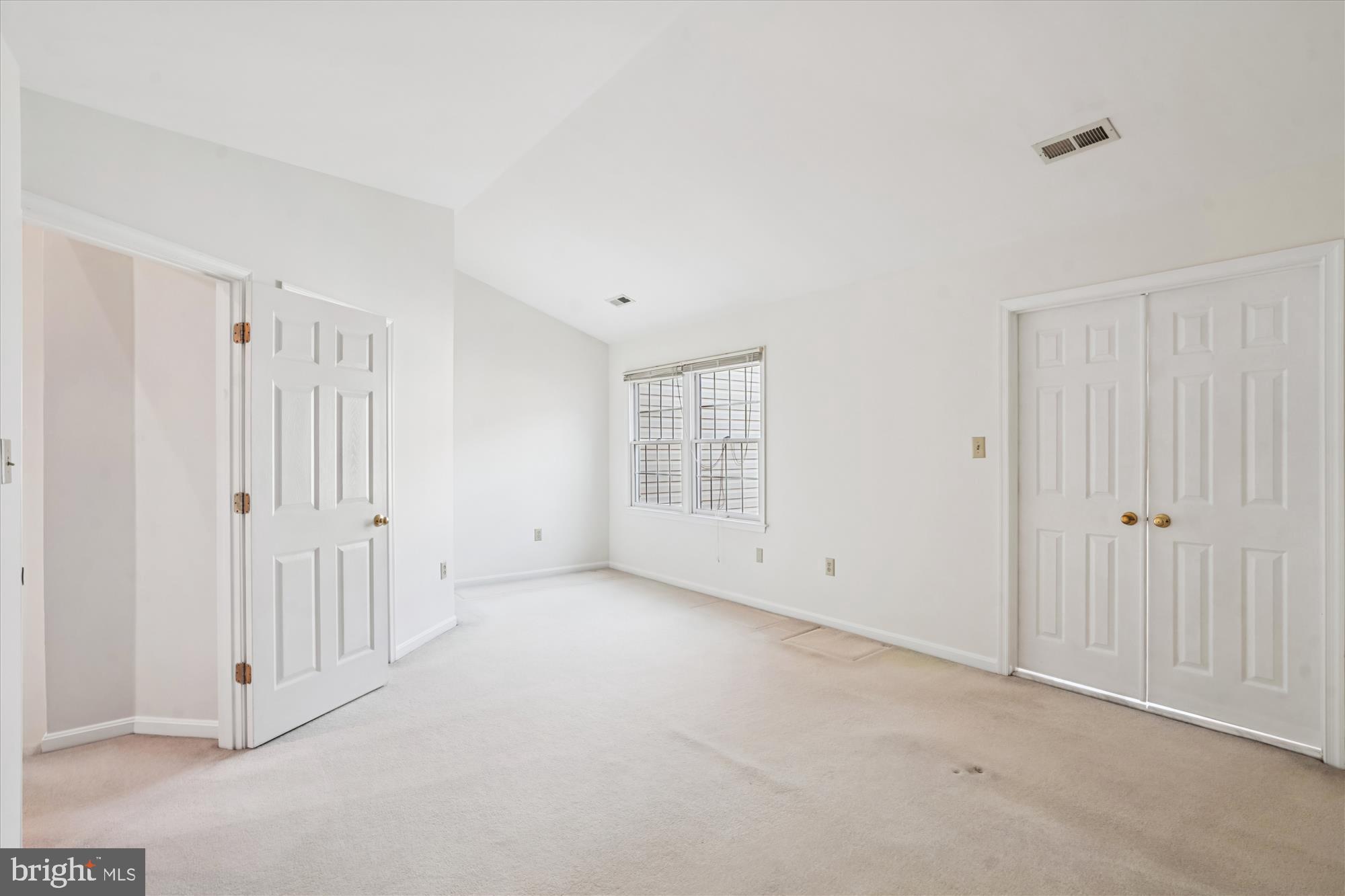 4153 Kentmere Square Fairfax, VA 22030 - Photo 22 of 43