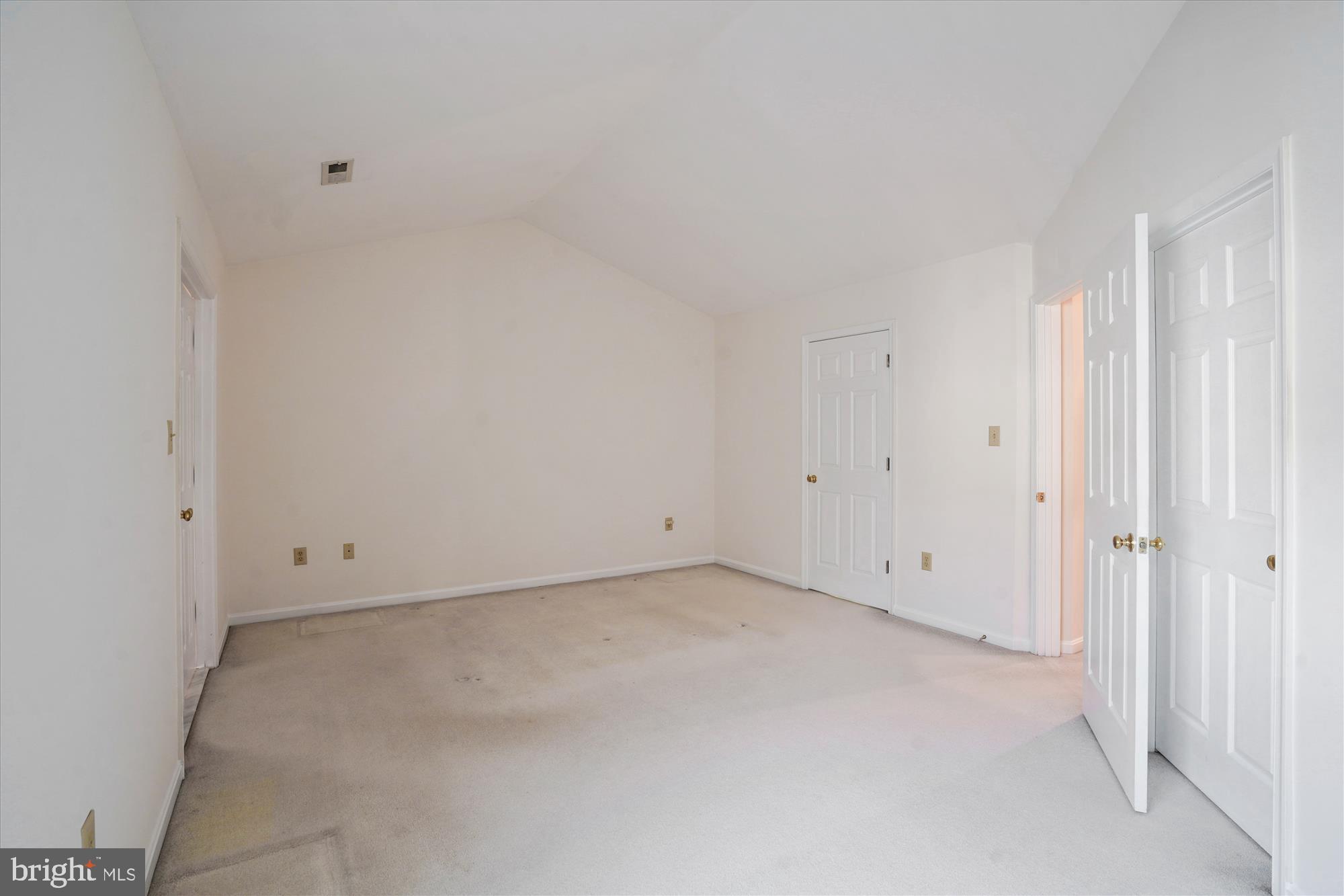4153 Kentmere Square Fairfax, VA 22030 - Photo 23 of 43