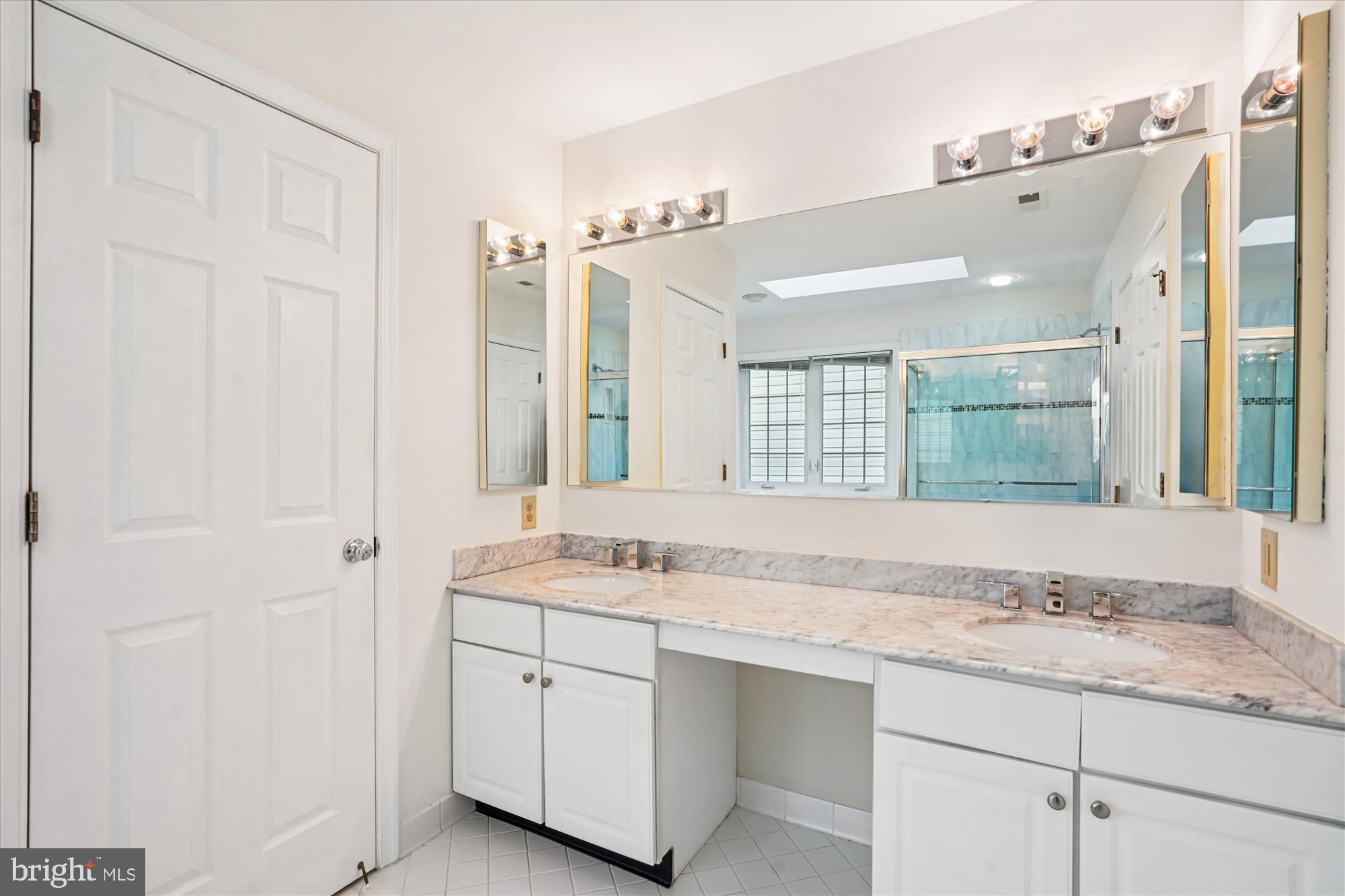 4153 Kentmere Square Fairfax, VA 22030 - Photo 27 of 43