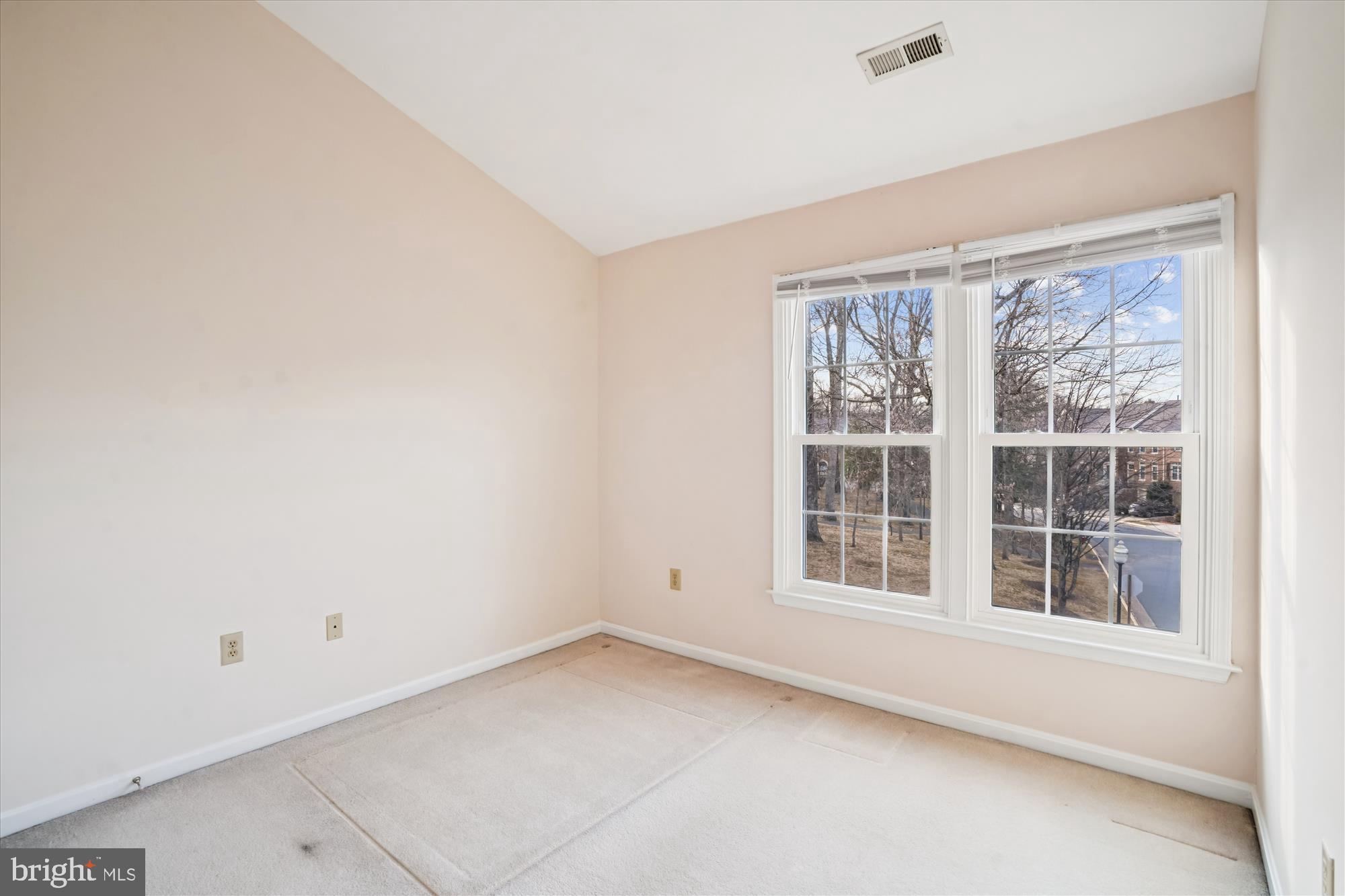 4153 Kentmere Square Fairfax, VA 22030 - Photo 29 of 43