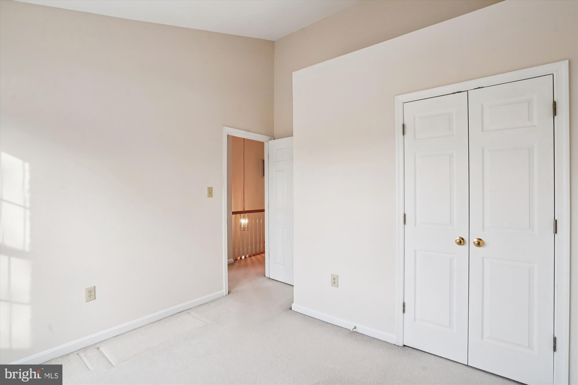 4153 Kentmere Square Fairfax, VA 22030 - Photo 30 of 43