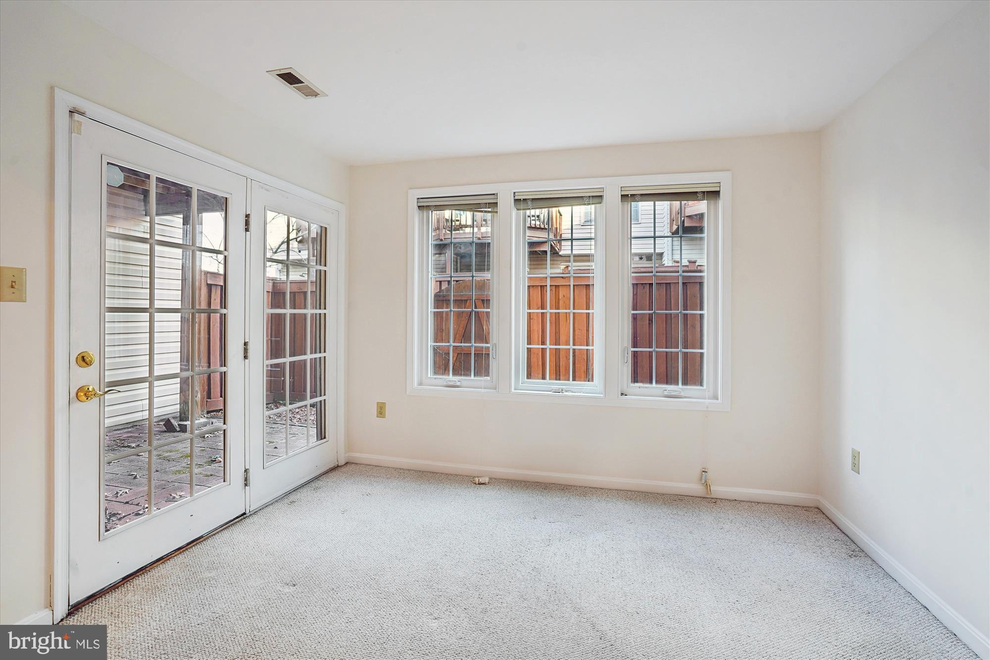 4153 Kentmere Square Fairfax, VA 22030 - Photo 36 of 43