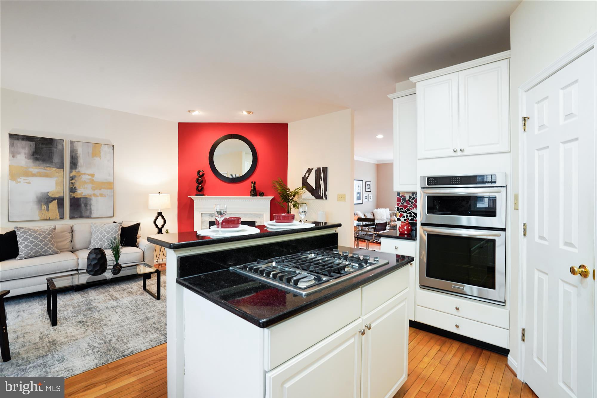 4153 Kentmere Square Fairfax, VA 22030 - Photo 7 of 43