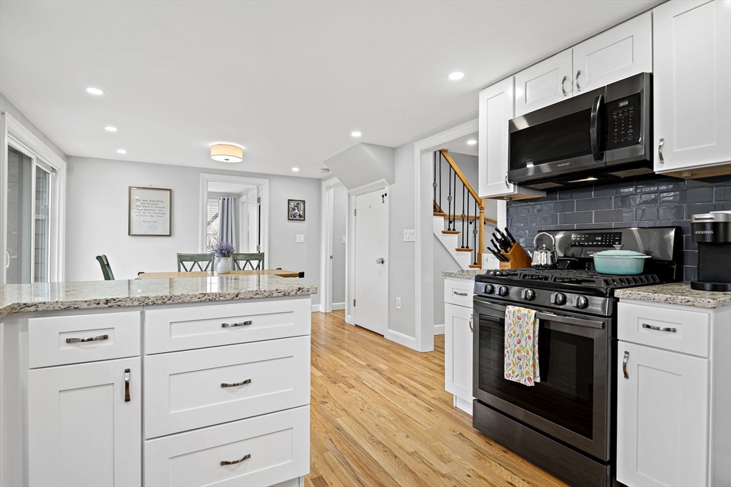 152 Walker Road Swampscott, MA 01907 - Photo 9 of 42 Gallery Image 9