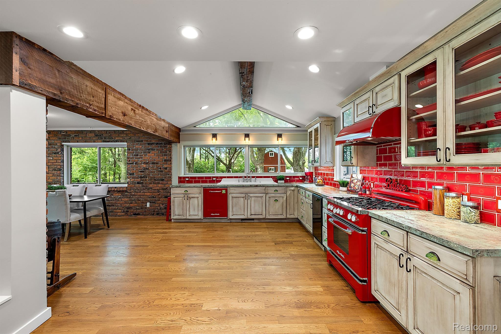 5725 South Weed Road Plymouth, MI 48170 - Photo 20 of 90 Gallery Image 20