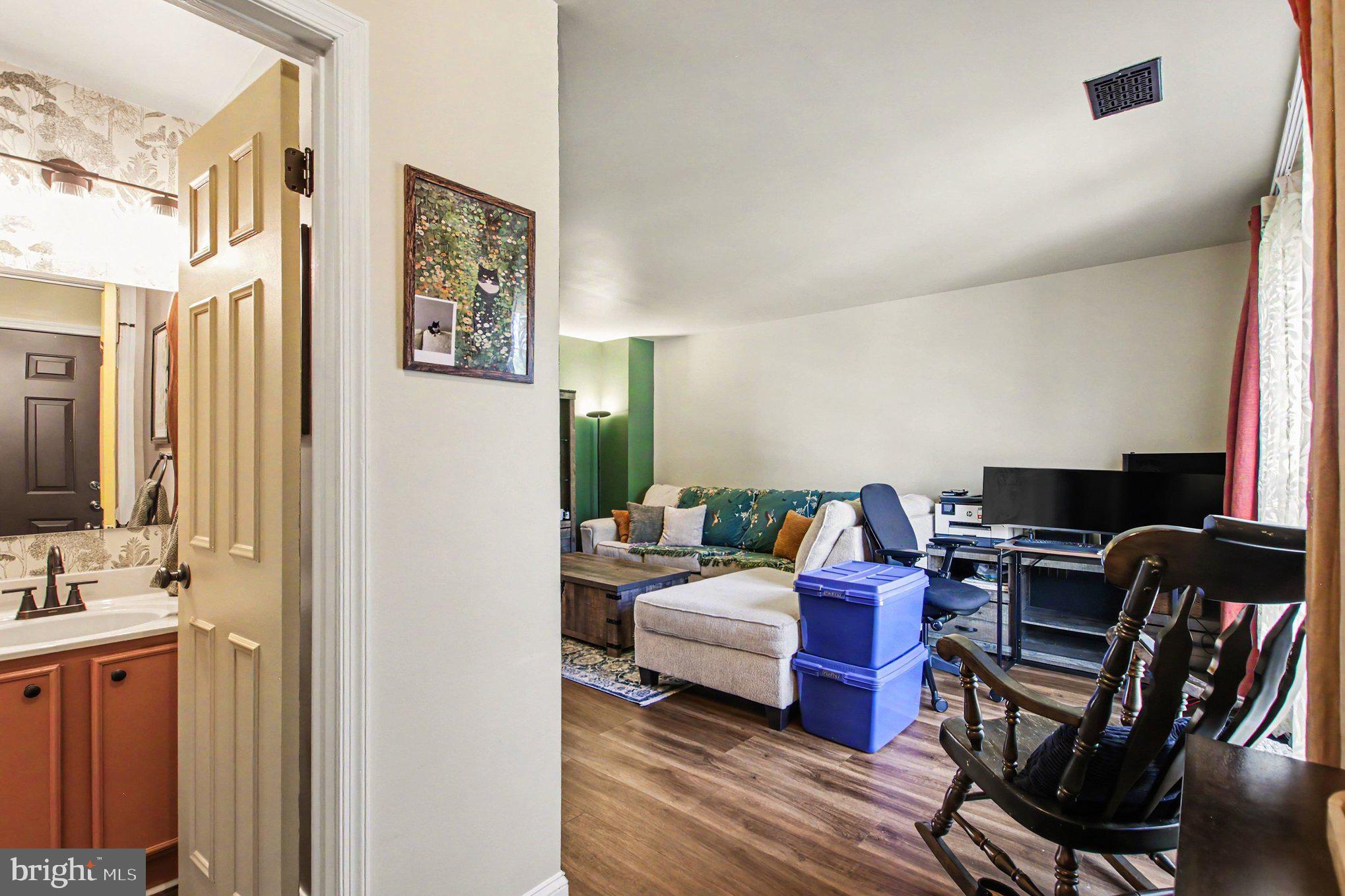 406 Terry Court, Unit B4 Frederick, MD 21701 - Photo 7 of 26