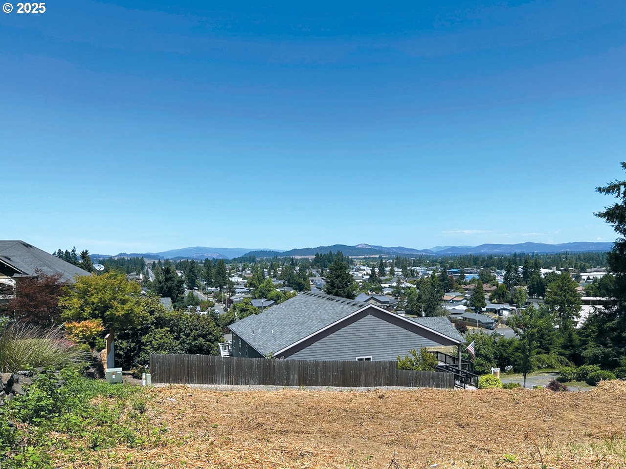 a view of a city