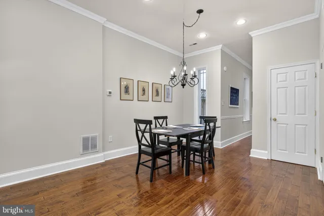 $899,900 | 1218 G Street Southeast, Washington, DC 20003