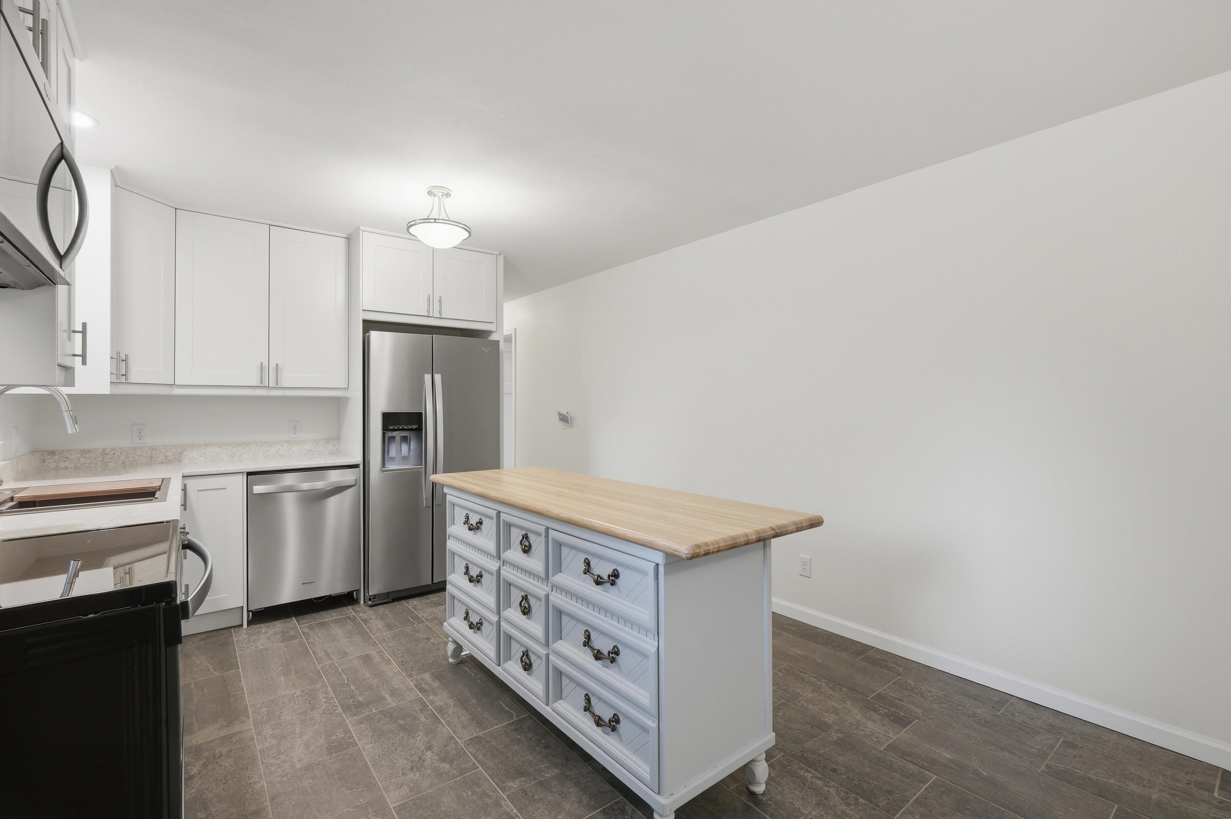326 Prairie View Street Oregon, WI 53575 - Photo 8 of 33
