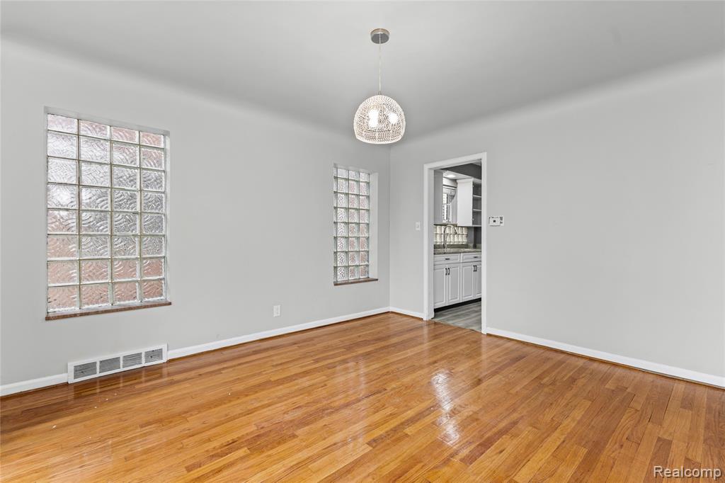 15515 Ashton Road Detroit, MI 48223 - Photo 11 of 52 Gallery Image 11
