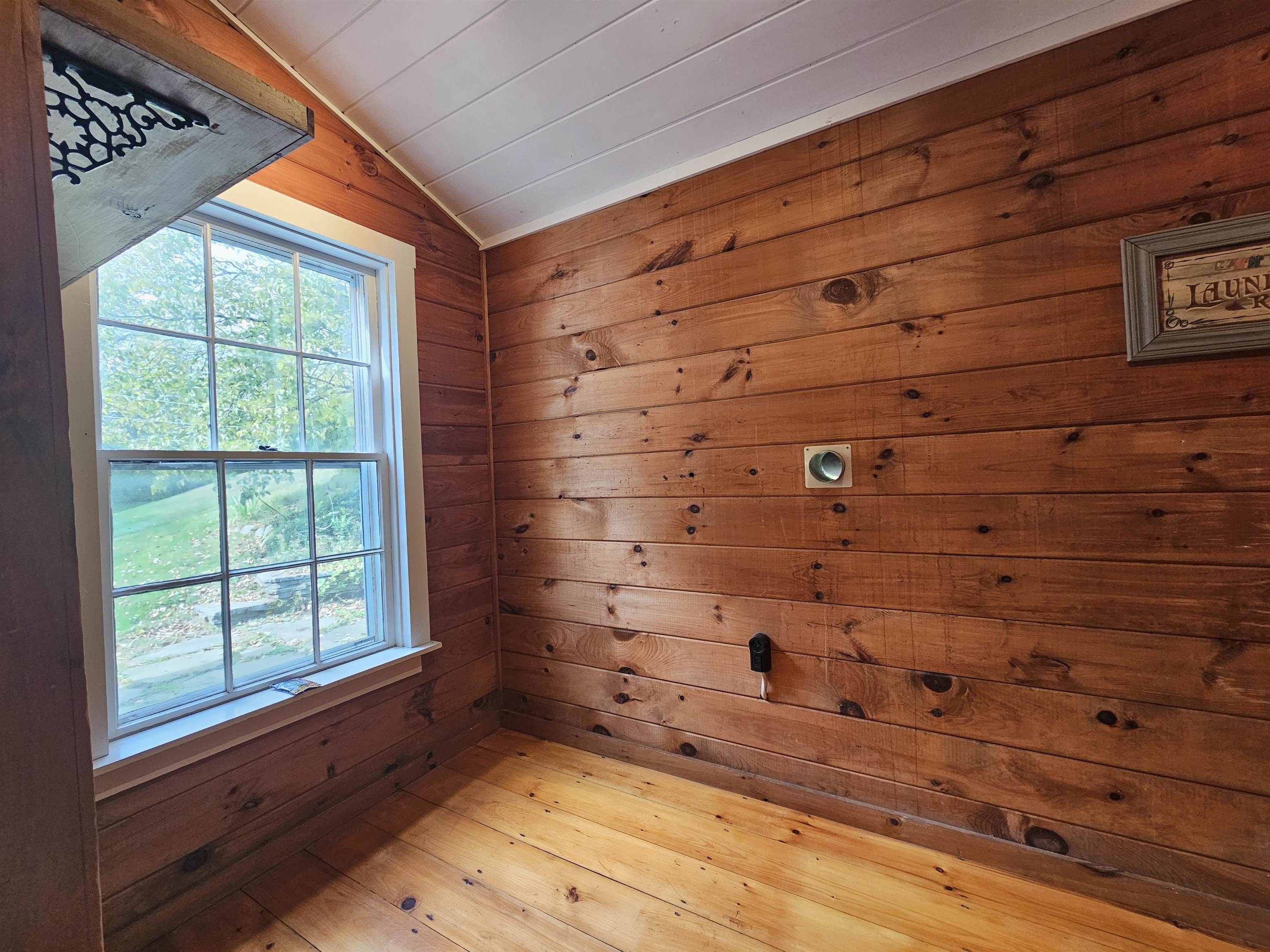 628 Townshend Road Grafton, VT 05146 - Photo 31 of 60