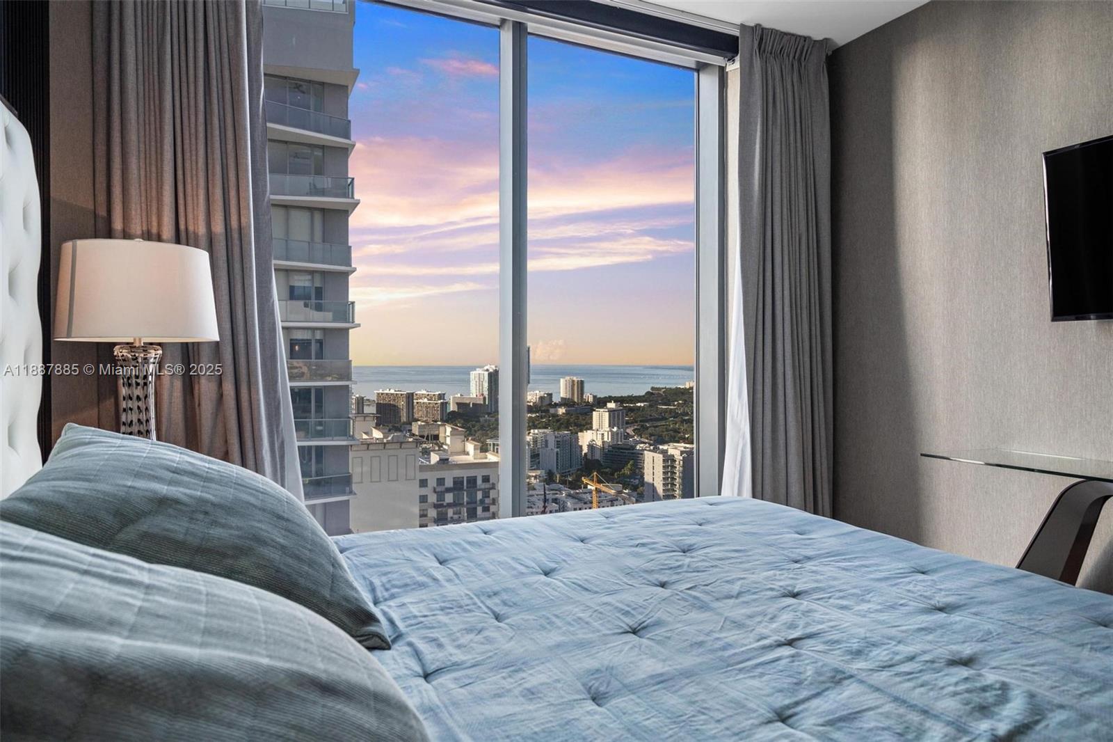 88 Southwest 7th Street, Unit 3801 Miami, FL 33130 - Photo 37 of 59