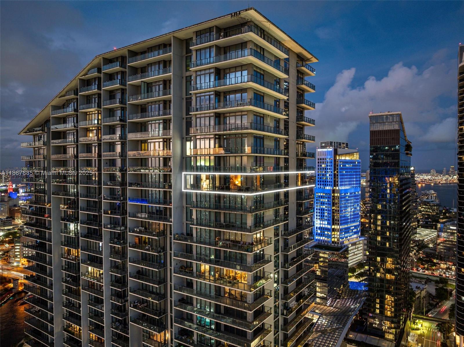 88 Southwest 7th Street, Unit 3801 Miami, FL 33130 - Photo 52 of 59