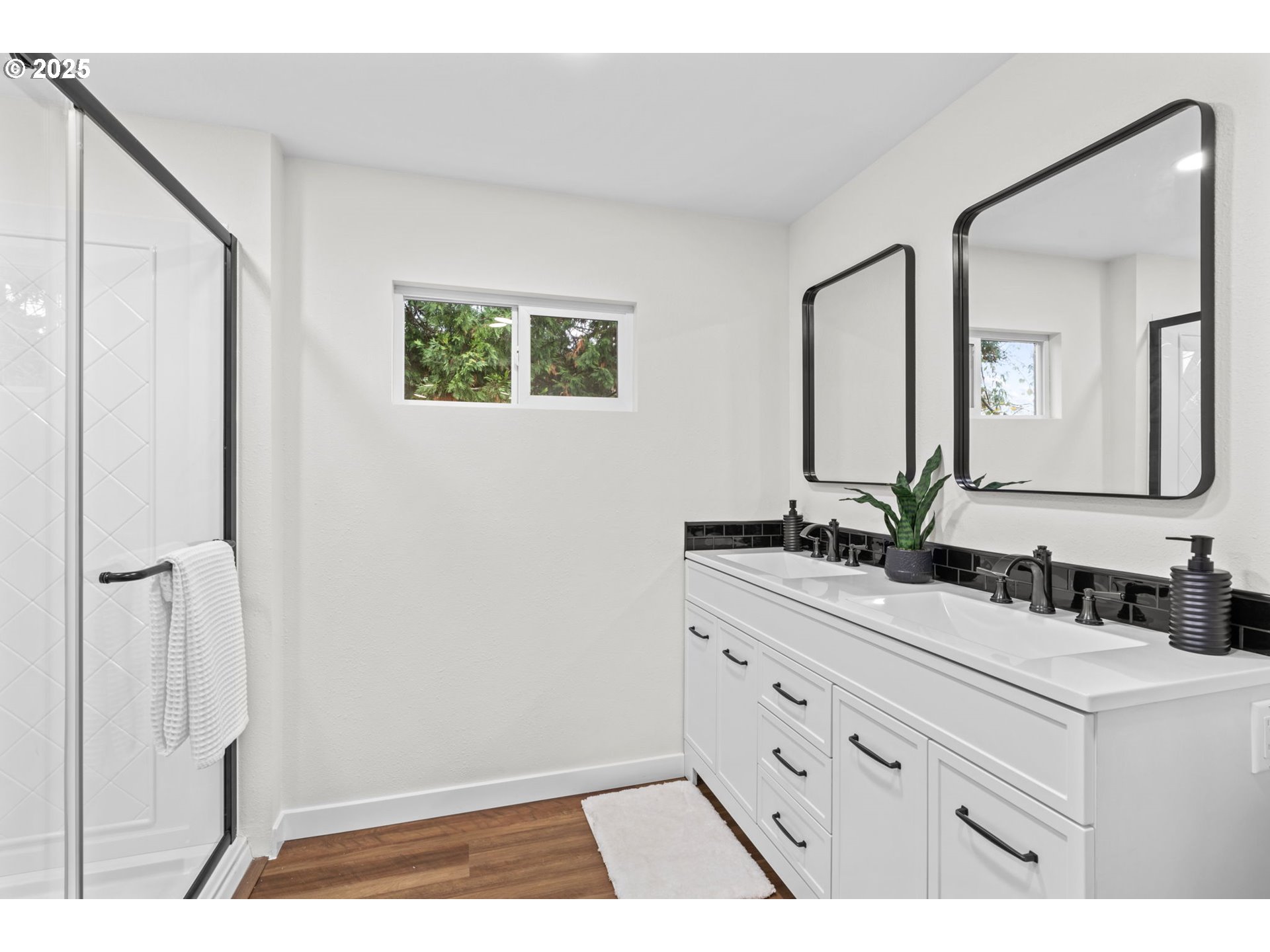 27645 Snyder Road Junction City, OR 97448 - Photo 18 of 41 a bathroom with a sink and a mirror