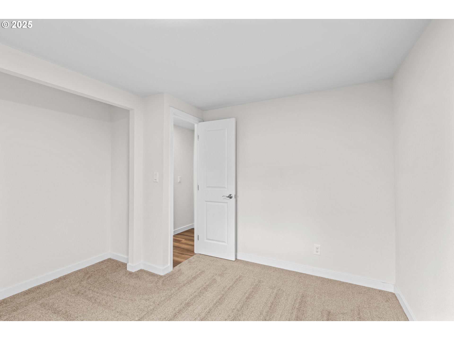 27645 Snyder Road Junction City, OR 97448 - Photo 27 of 41 a view of an empty room