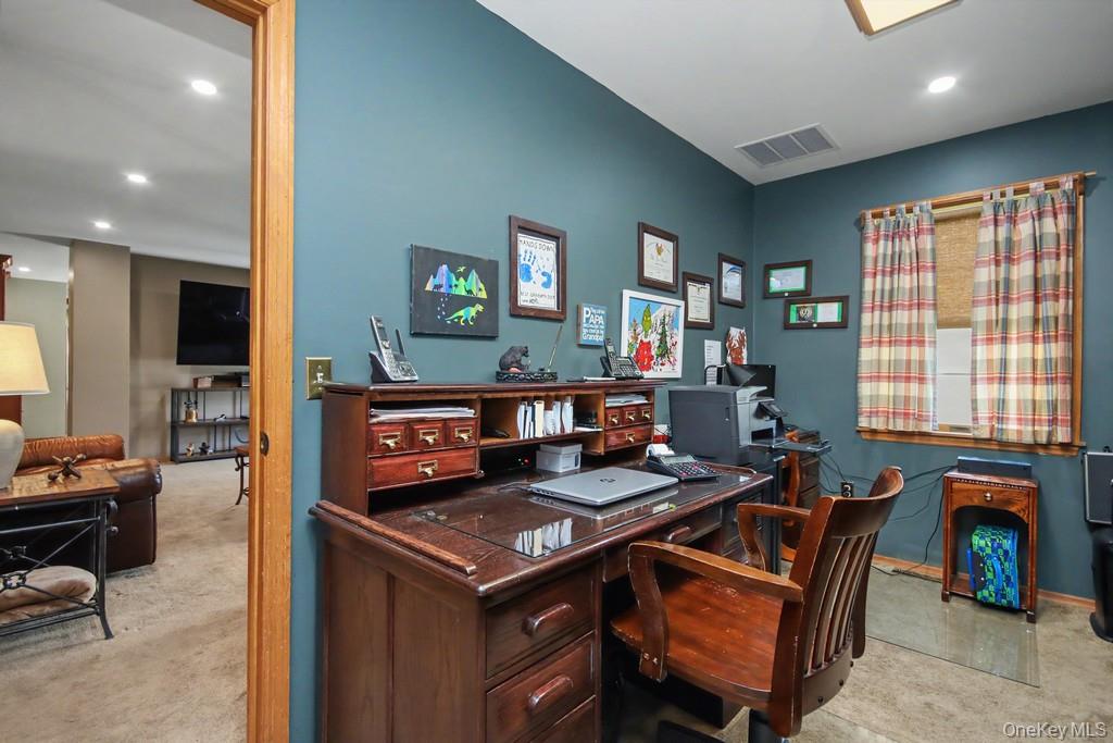 3 Brenner Ridge Road Pleasant Valley, NY 12569 - Photo 20 of 45