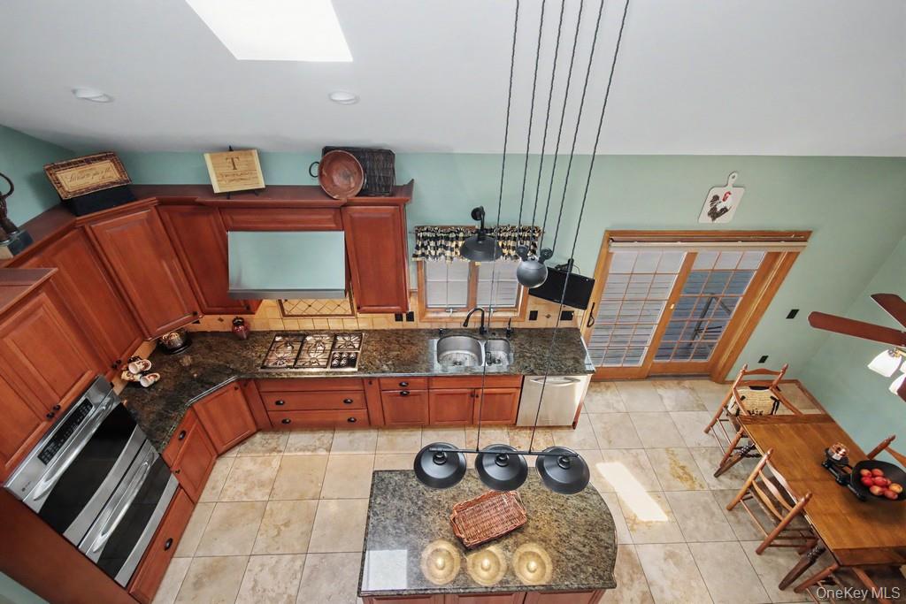 3 Brenner Ridge Road Pleasant Valley, NY 12569 - Photo 32 of 45