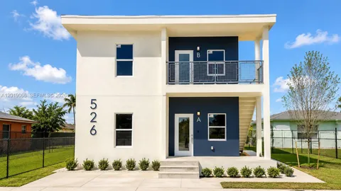 $885,000 | 526 Northwest 6th Street, Hallandale Beach, FL 33009
