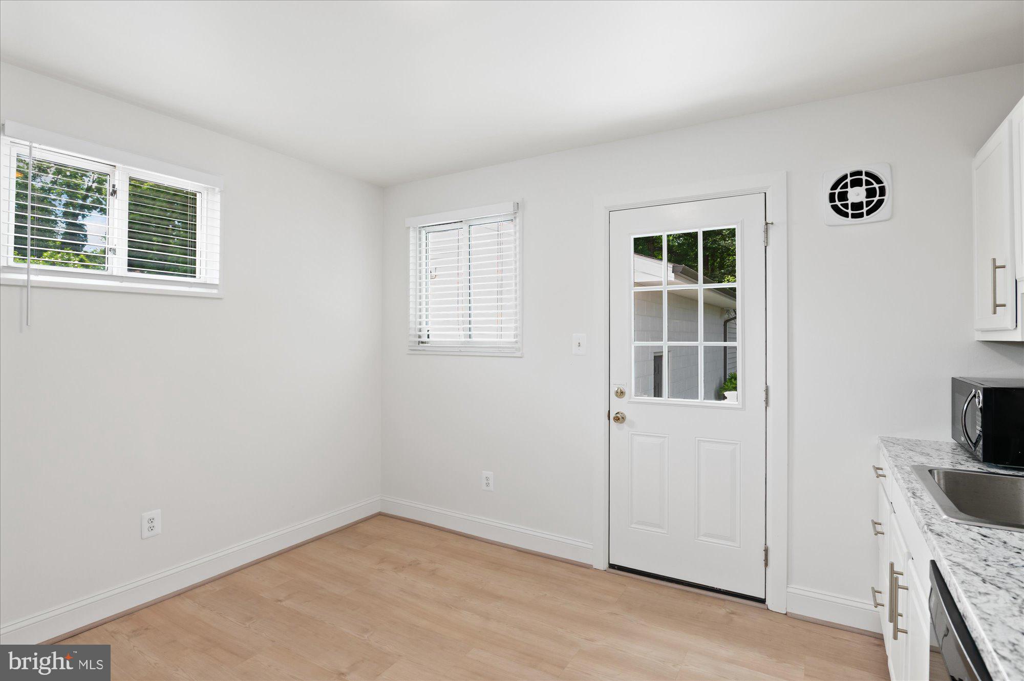 11414 Schuylkill Road Rockville, MD 20852 - Photo 11 of 50