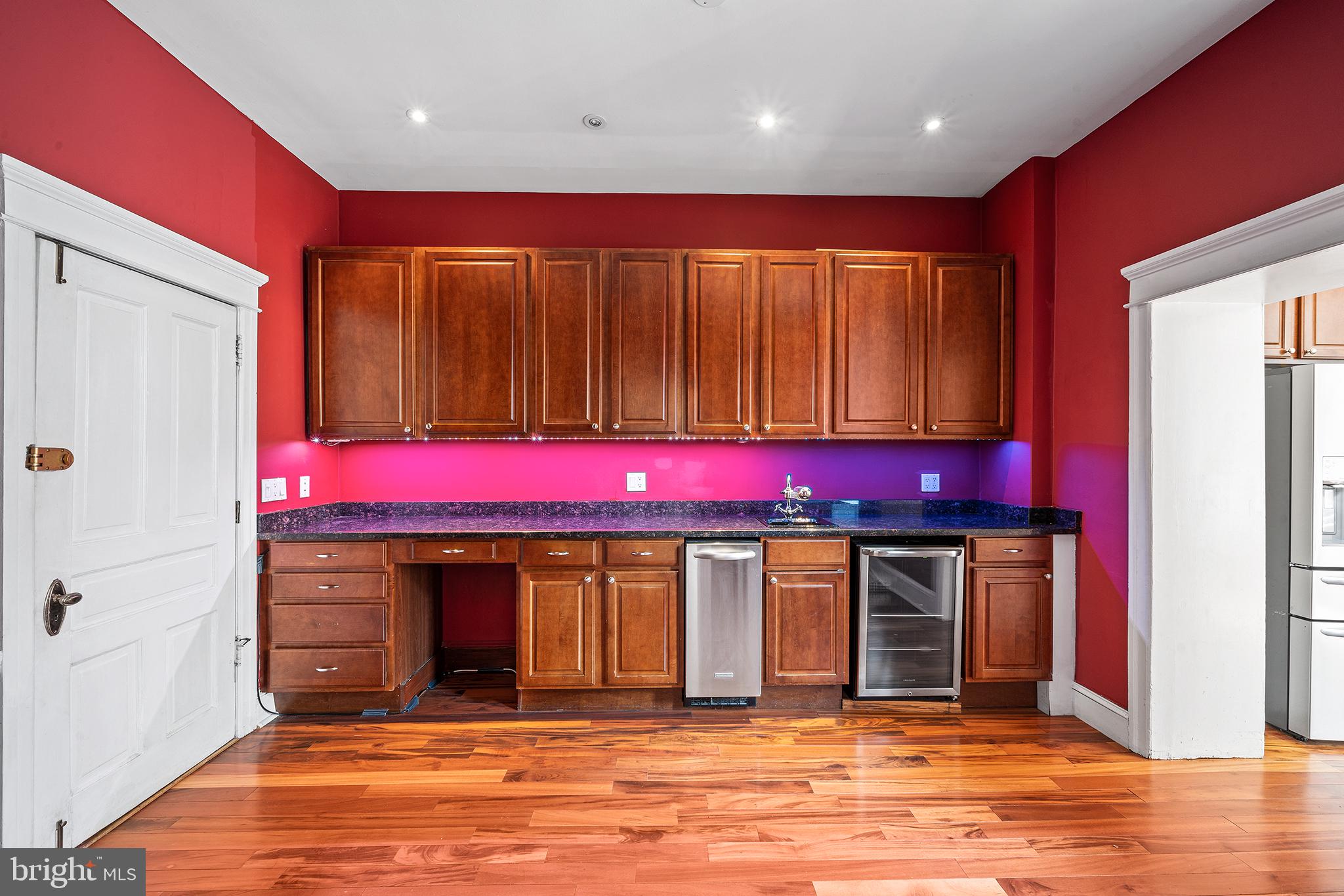 231 Pine Street, Unit 1 Philadelphia, PA 19106 - Photo 11 of 14
