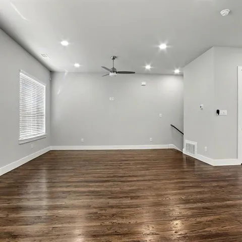 $2,795 | 736 North Plano Road, Richardson, TX 75081