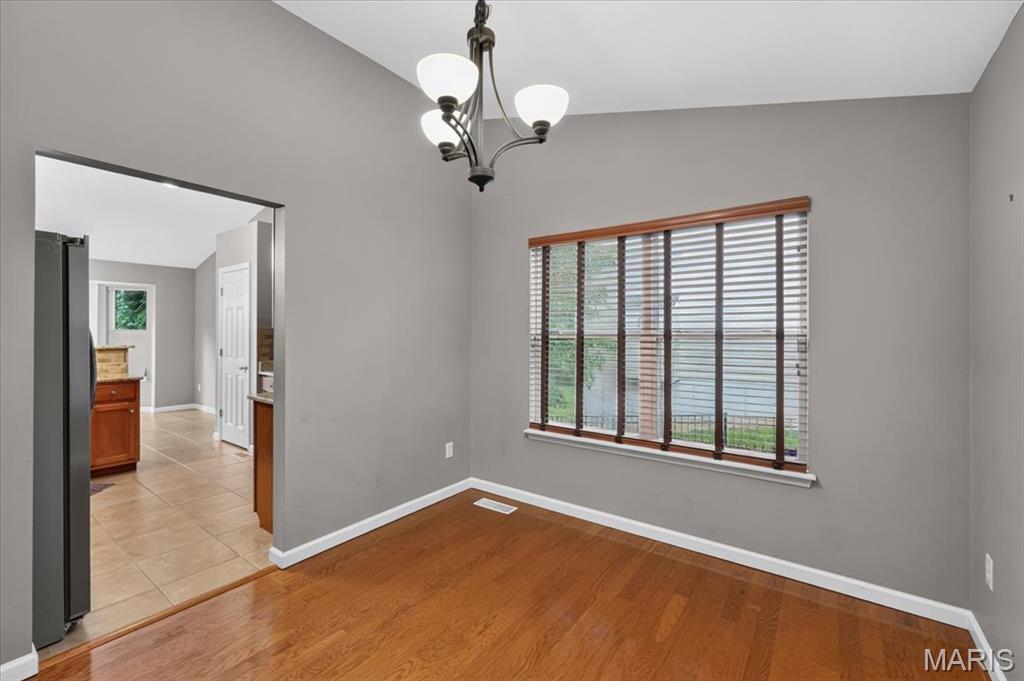 234 Romaine Spring View Fenton, MO 63026 - Photo 8 of 53