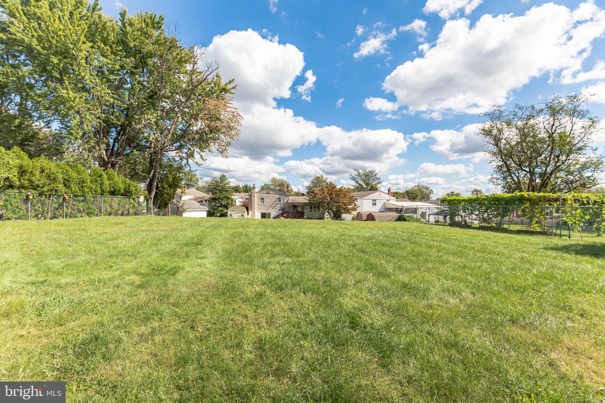 1104 Norwalk Road Philadelphia, PA 19115 - Photo 29 of 30