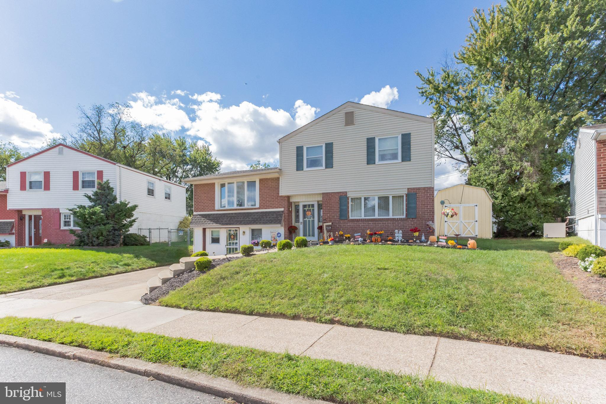 1104 Norwalk Road Philadelphia, PA 19115 - Photo 3 of 30