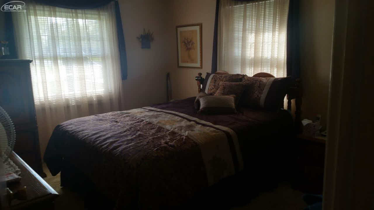 1520 West Judd Road Flint, MI 48507 - Photo 15 of 31