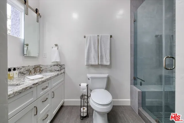 $1,150,000 | 2021 California Avenue, Unit 20, Santa Monica, CA 90403